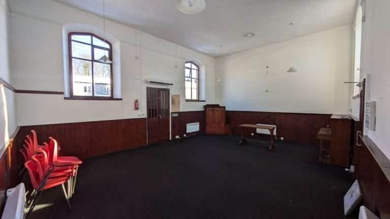 PXL_20241120_103930687